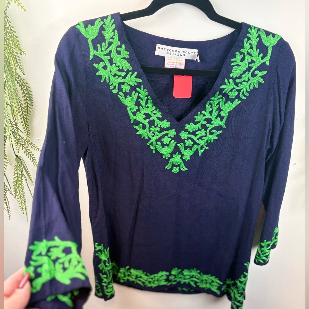 Gretchen Scott Designs. Size Sm. Blue / Green - long sleeve . striking top